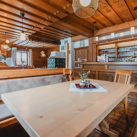 Wiesfleck Konukevi Taxenbach